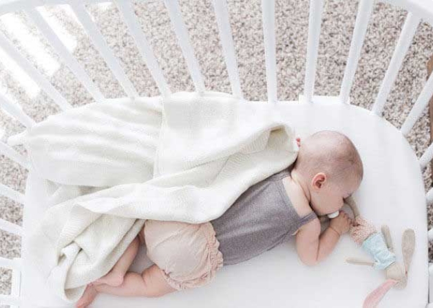3 Revitalizing Benefits of Co-sleeping with your Newborn