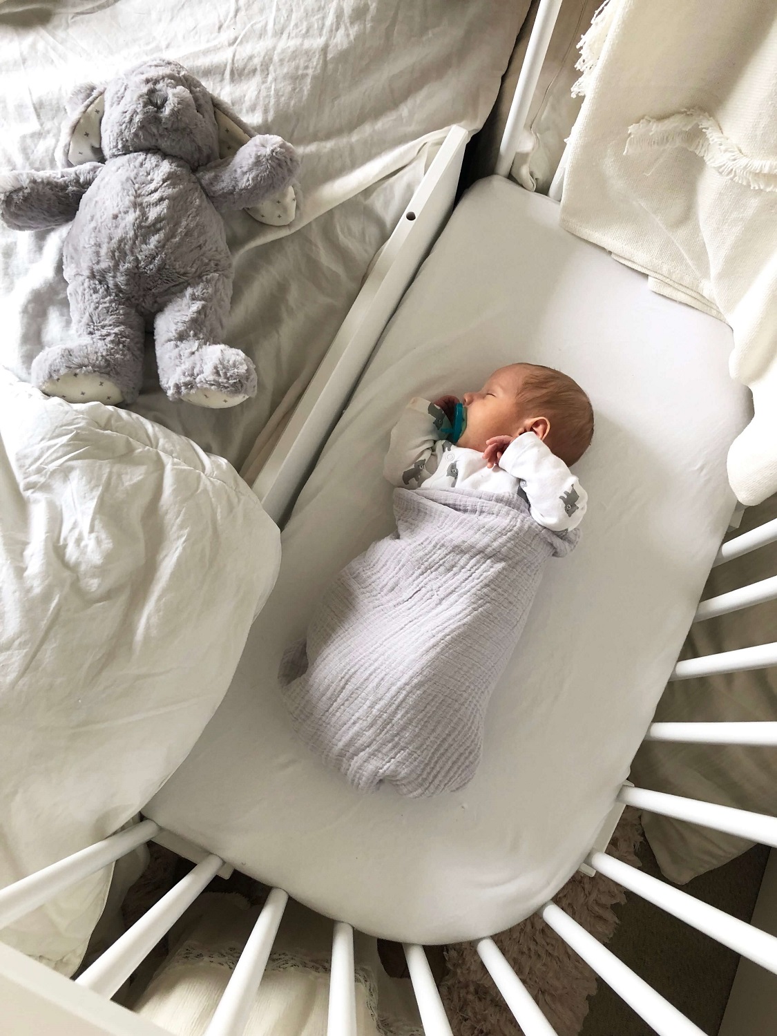 How to Easily Transition Your Baby from CoSleeping to Crib babybay